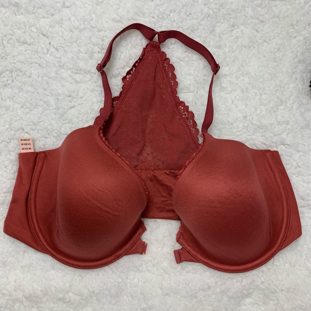 Victoria’s Secret Lightly Lined Racerback Demi Bra
